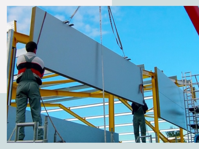 Монтаж сэндвич-панелей в Железногорске от 620 руб.